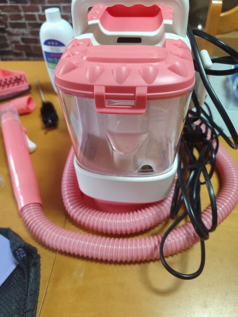 máquina de limpeza de estofos e tapetes portátil. Outros (Eletrónica)