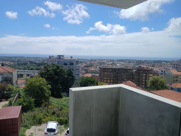 T3 novo com box em Stº Ovideo V. N. de Gaia. Casa e apartamentos para vender
