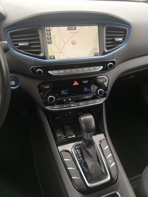 Hyundai Ioniq 1.6 GDi HEV Hybrid Tech. Carros