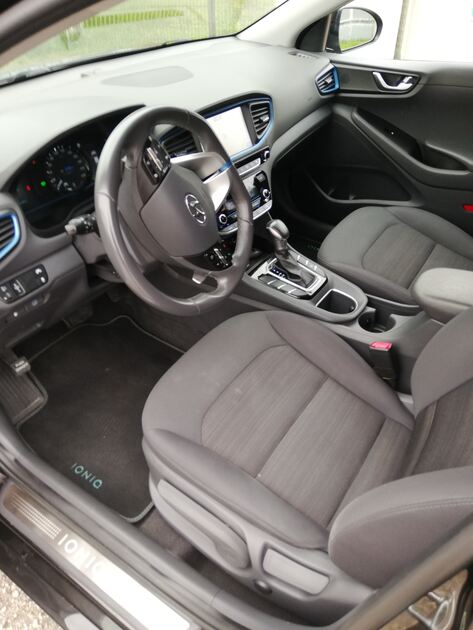 Hyundai Ioniq 1.6 GDi HEV Hybrid Tech. Carros