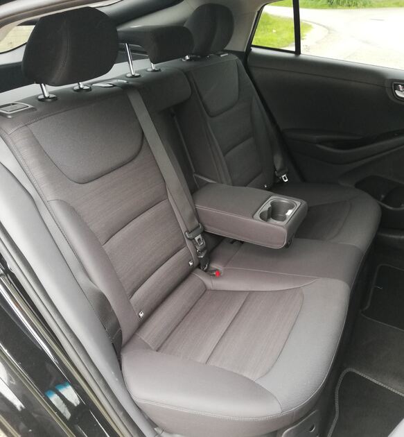 Hyundai Ioniq 1.6 GDi HEV Hybrid Tech. Carros