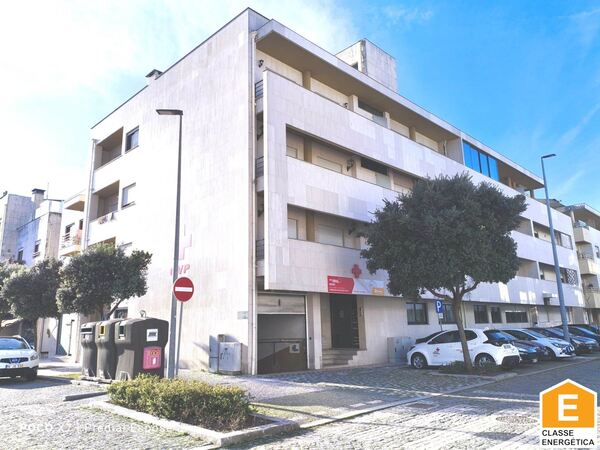 Apartamento T3 no centro de Esposende (2964). Casa e apartamentos para vender