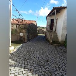 Casa para venda nos estevais da Vilariça . Casa e apartamentos para vender