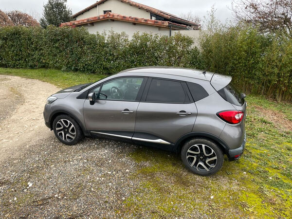 Estou a vender o meu Renault Captur. Carros