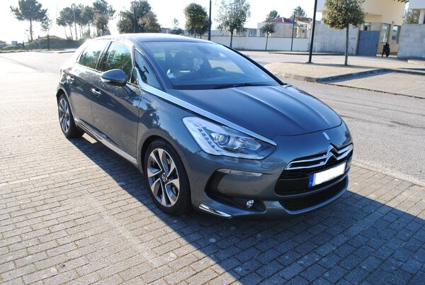 Citroen Ds5 2.0 HDi 163cv. Carros