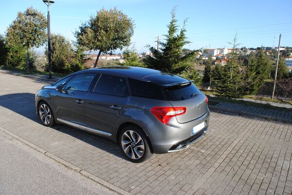 Citroen Ds5 2.0 HDi 163cv. Carros