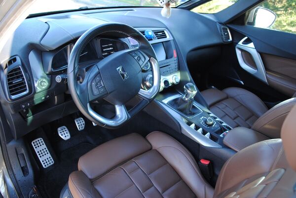 Citroen Ds5 2.0 HDi 163cv. Carros