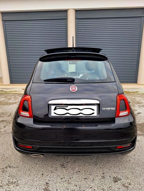 Fiat 500 1.0i Serie 8 Hybrid Sport. Carros