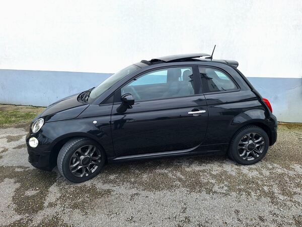 Fiat 500 1.0i Serie 8 Hybrid Sport. Carros