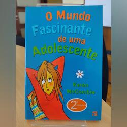 Livro “O mundo fascinante de uma adolescente”. Livros