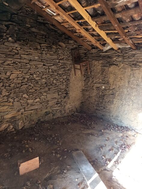 Casas para venda em sequeiros Moncorvo . Casa de Férias