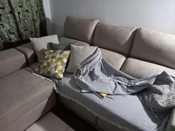 Vendo sofá . Sofás e Poltronas