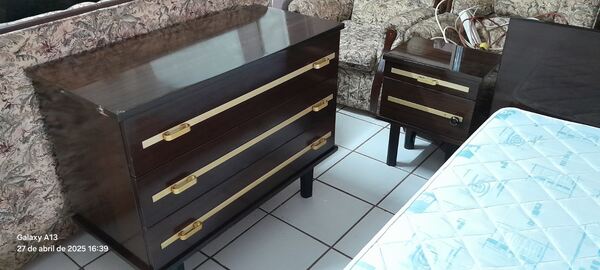 Mobília de quarto nº 1. Camas