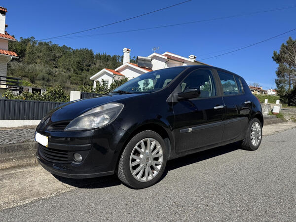 Renault Clio 1.5 dCi . Carros