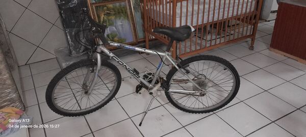 Bicicleta roda 24. Bicicletas