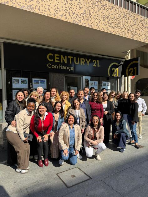 Quer mudar de carreira? Estamos a recrutar.. Mídia e comunicação