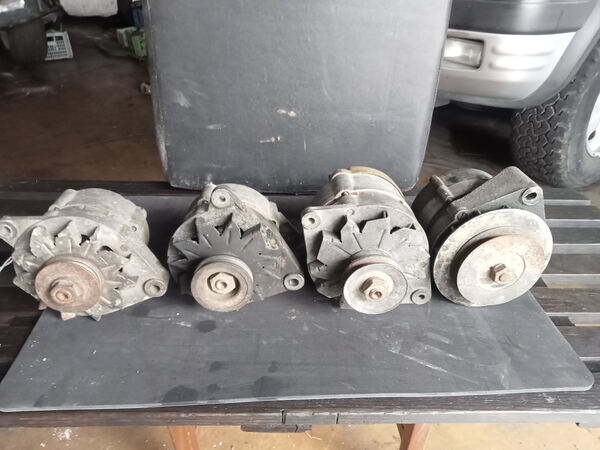 Vários alternadores. Outros (Acessórios Veículos)