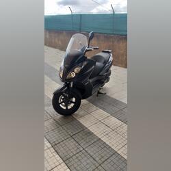 Como novo. Motos. Vila Verde. 2016  12.800 km  Gasolina com chumbo  Cinzento 125 cc Novo / Como novo