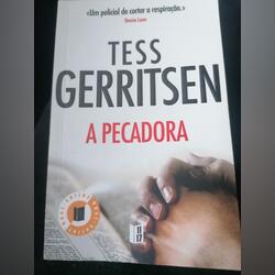 A pecadora de Tess Gerritsen. Livros. Águeda.  Literatura internacional   