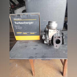 Turbo Renault/Nissan 1500 Dci. Motor e componentes