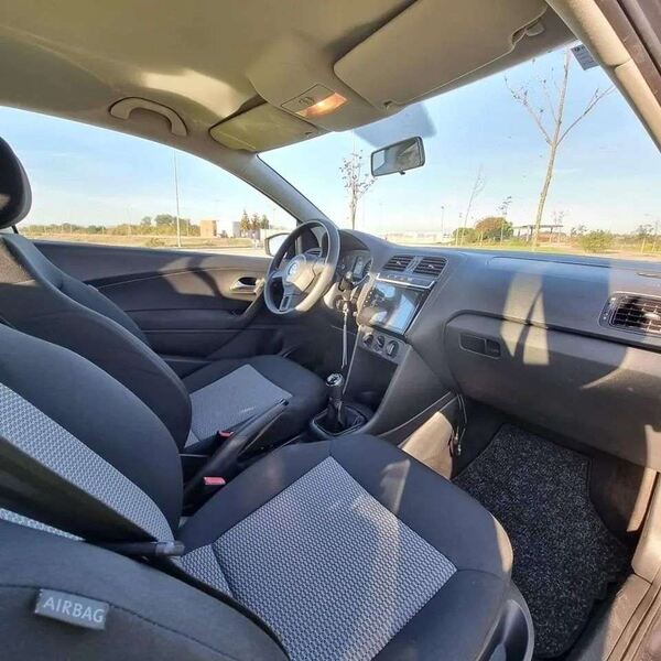 Volkswagen Polo 1.2 Tdi. Carros