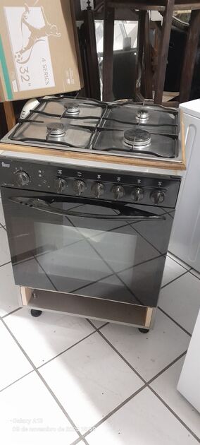 Placa e forno Teka. Fogões