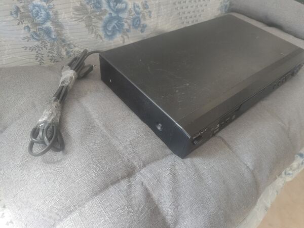 Sony DVP-NS700V - Leitor de DVD/SACD TOP. DVD e VHS