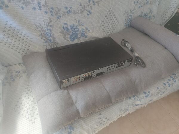 Sony DVP-NS700V - Leitor de DVD/SACD TOP. DVD e VHS