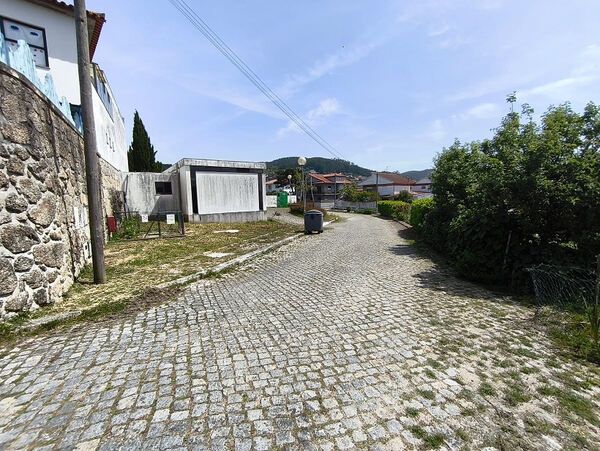 Terreno de construção em Curvos / Esposende (2997). Terreno Rústico