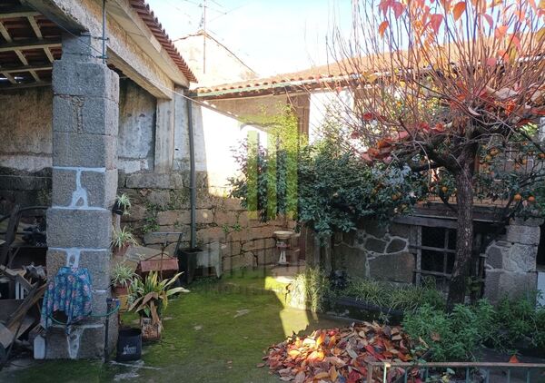 Moradia T3 em Travanca de Lagos. Casa e apartamentos para vender