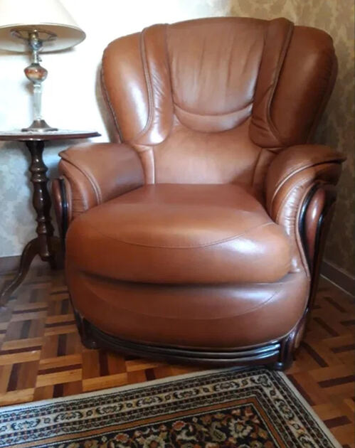 2 Poltronas / Sofá Individual em pele. Sofás e Poltronas