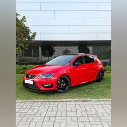 SEAT Leon 5F Fr "LooK Cupra". Carros