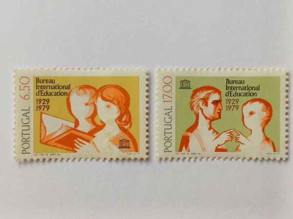Portugal - 50º Aniv do B. I. E. / UNESCO, 1979. Selos