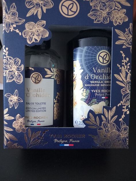 Conjunto para mulher . Perfumes