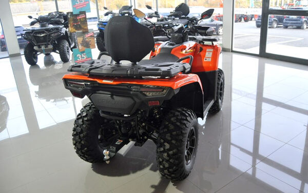 CFMOTO Cforce 520 L EPS Laranja. Moto 4