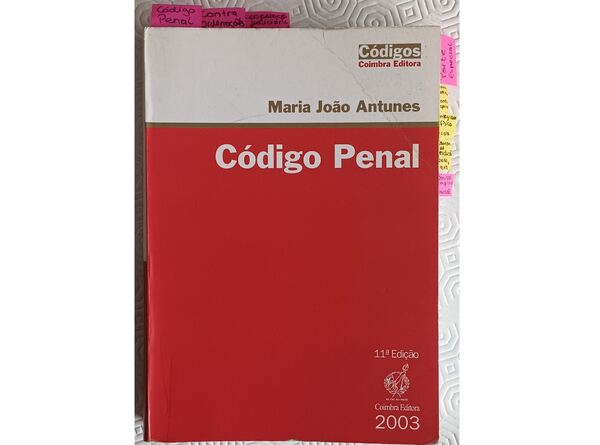 Código Penal, 2003 . Livros