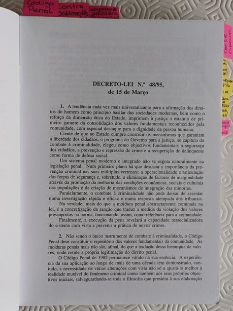 Código Penal, 2003 . Livros