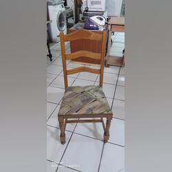Cadeira para desocupar. Cadeiras