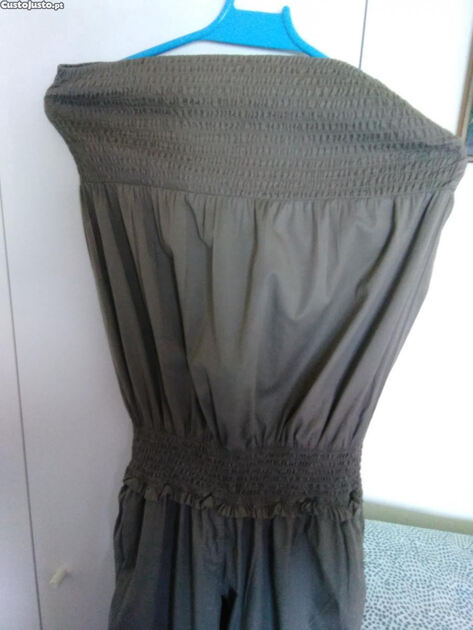 Dois macações, 1 Verde seco, 1 calção preto com al. Outros Moda Mulher