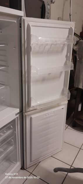 Combinado Kunft recondicionado. Frigoríficos