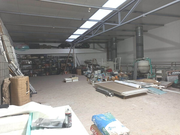 Pavilhão industrial venda ou arrendamento - Espos. Armazéns para vender