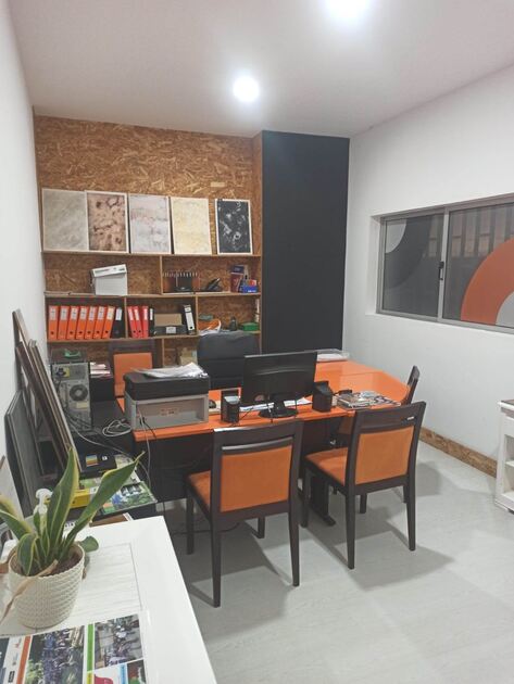 Pavilhão industrial venda ou arrendamento - Espos. Armazéns para vender