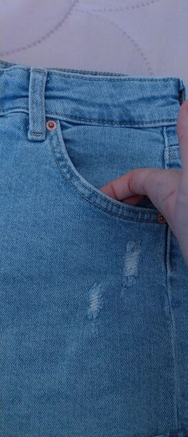 Calções Ganga Azuis Claros Rasgões – Bershka 36. Calções