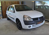 Renault Clio confort . Carros