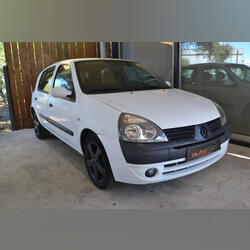 Renault Clio confort . Carros