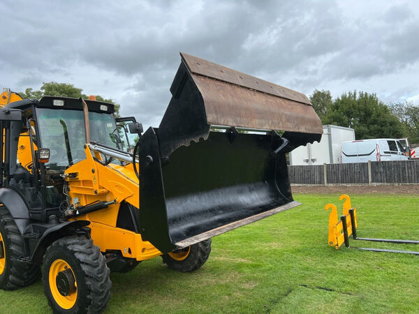 2010 JCB 3CX Retroescavadoras. Retroescavadoras