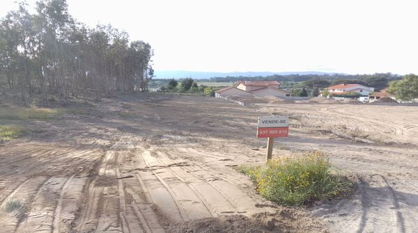 Terreno Urbano na N2 em Tondela Viseu. Lote