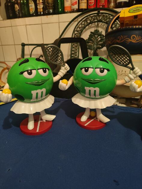 Dispensador M&M desporto vintage. Outras Artes e Coleccionismo