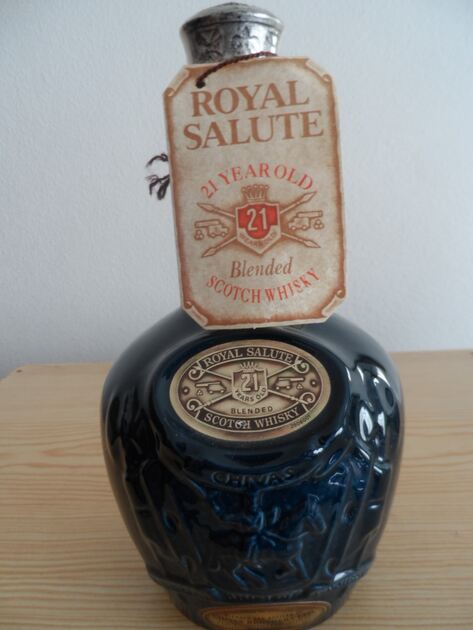 Whisky - Royal Salute 21 years old - Chivas Brothe. Alimentos e bebidas