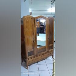 Roupeiro nº 3. Armários